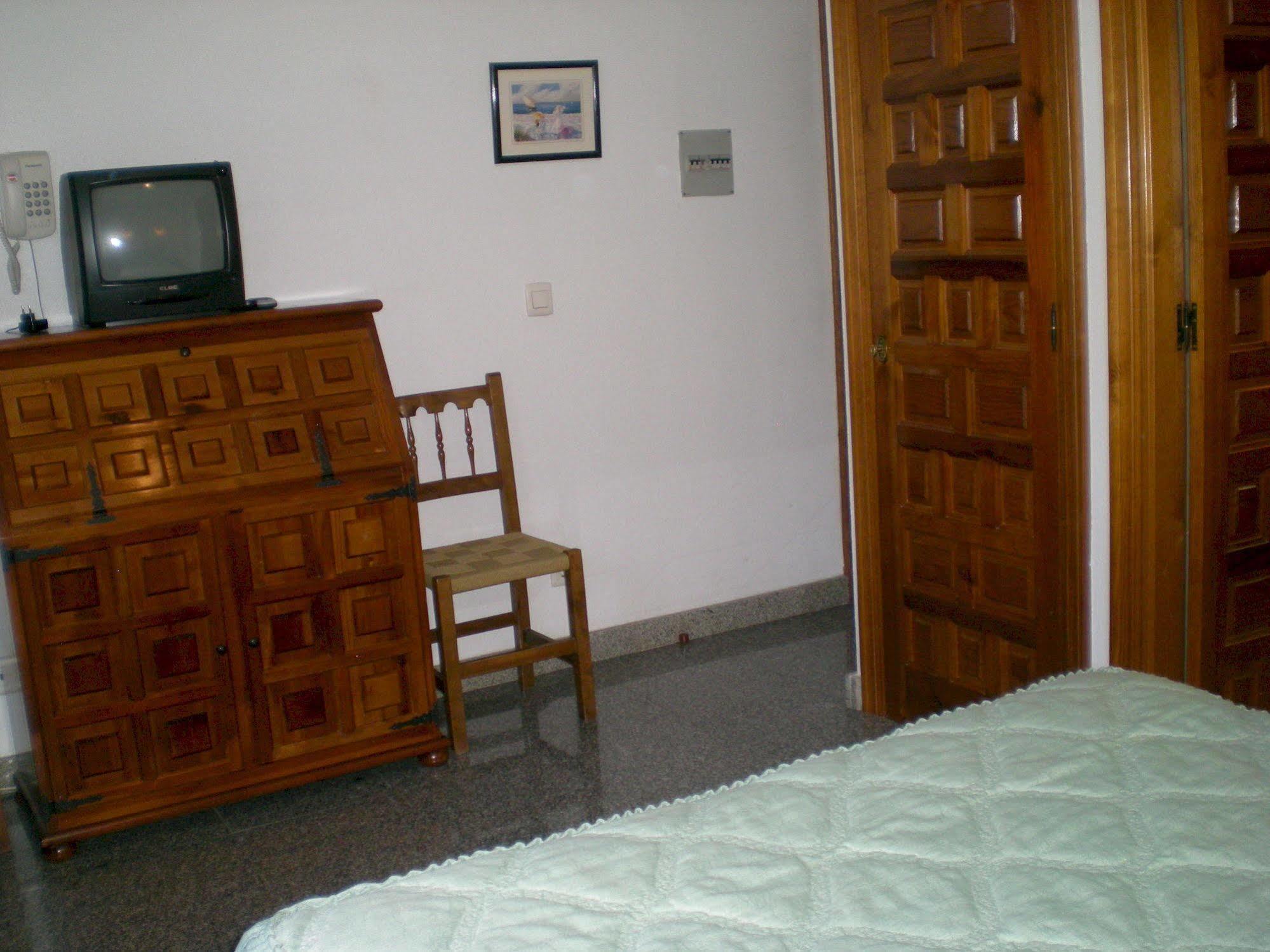 Hotel Puerta Romeros Burgos Luaran gambar