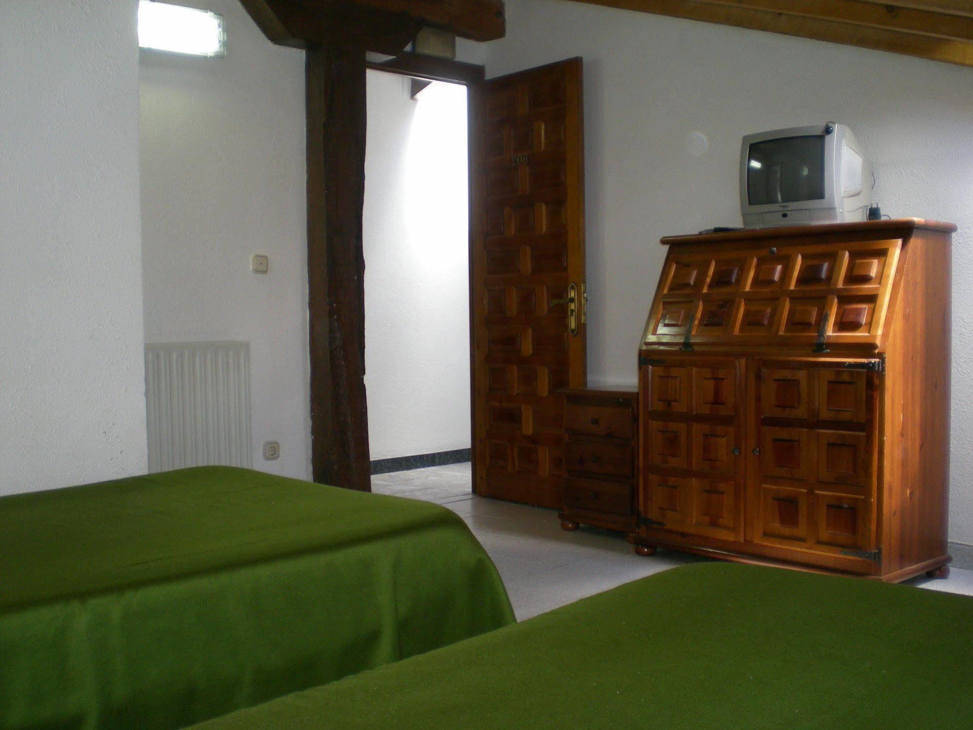 Hotel Puerta Romeros Burgos Luaran gambar